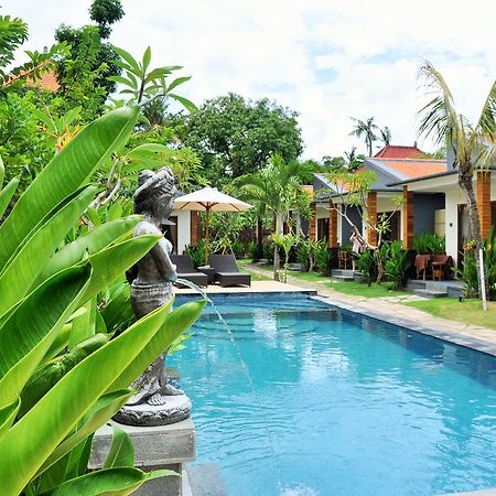 Singabu Bungalows Batununggul Exterior photo