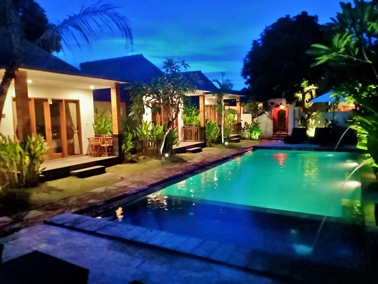Singabu Bungalows Batununggul Exterior photo