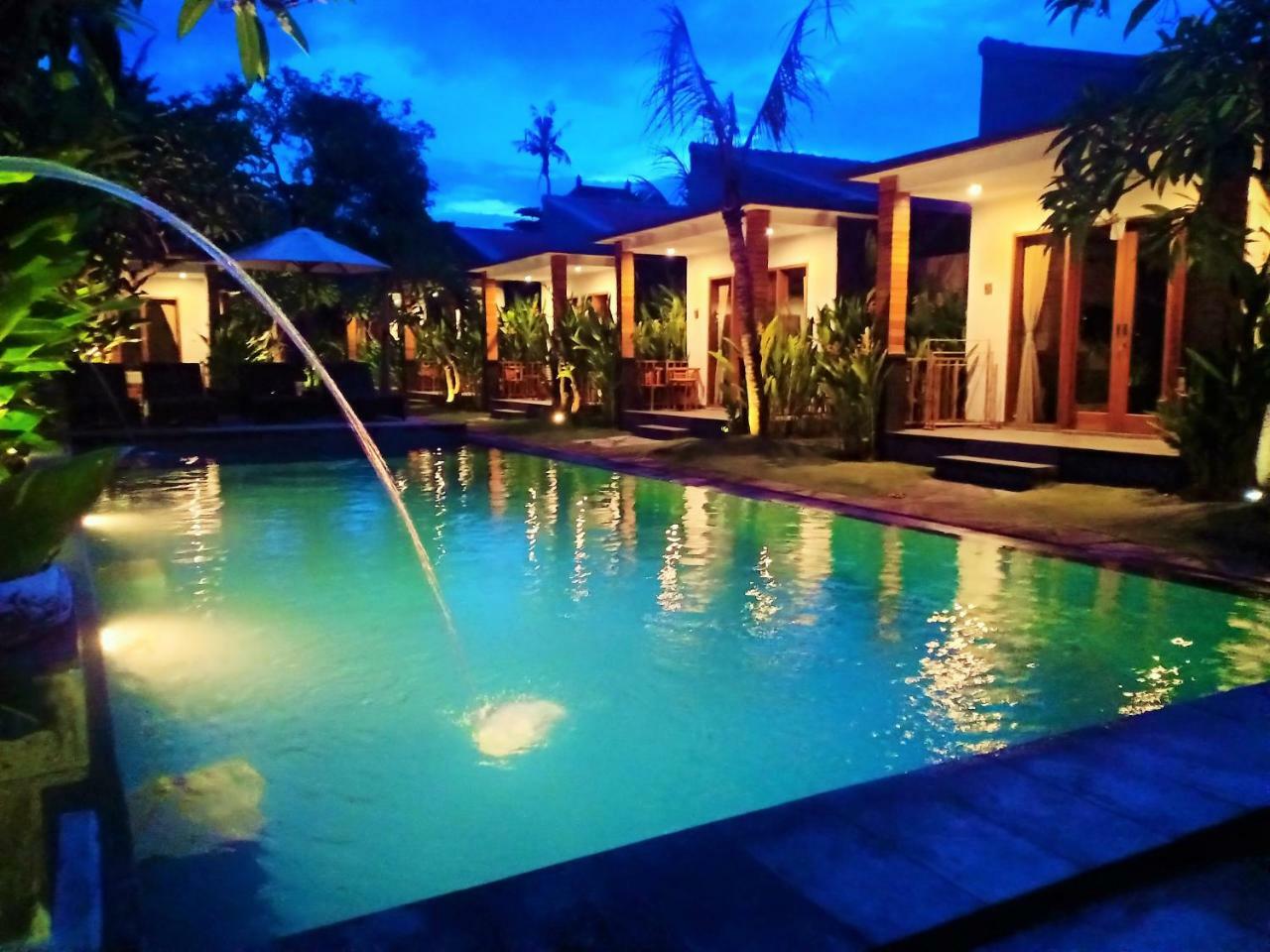 Singabu Bungalows Batununggul Exterior photo