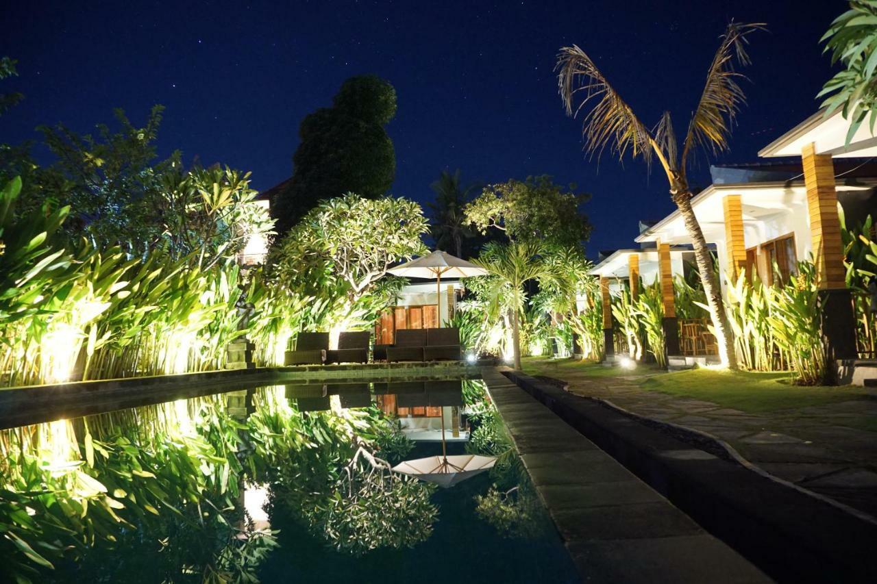 Singabu Bungalows Batununggul Exterior photo